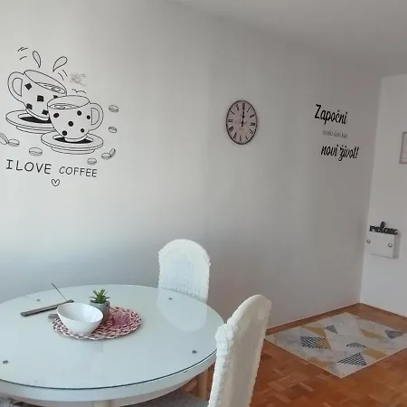 F&s - Novo * Sarajevo